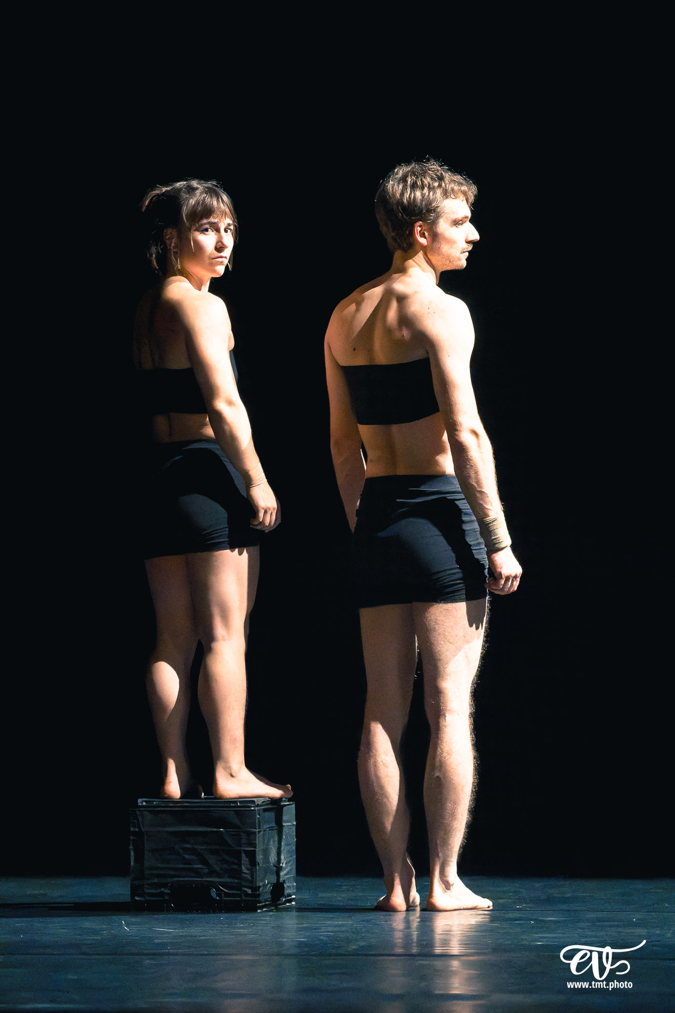 N.ORMES (AGATHE & ADRIEN)